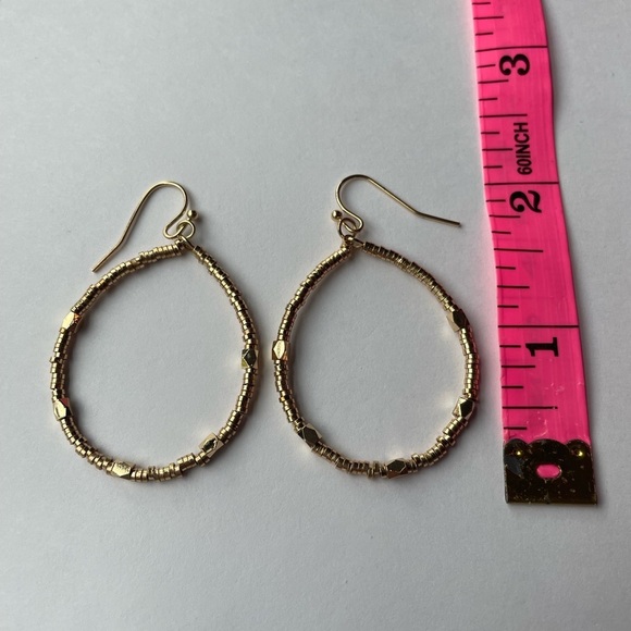 Marilyn Schiff Gold Textured Hoop Earrings with Hook Closure - Picture 4 of 5